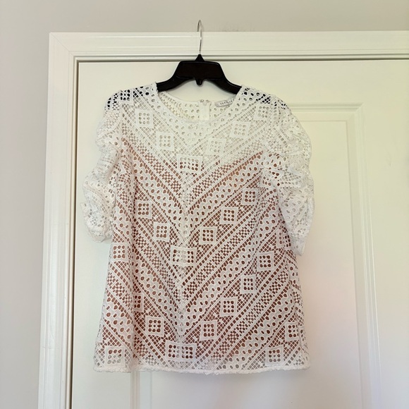 NWT Endless Rose Women’s White Embroidered Lace Blouse - Picture 2 of 12